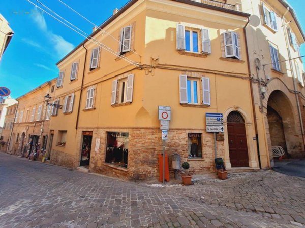 negozio in vendita a Ripatransone in zona Petrella