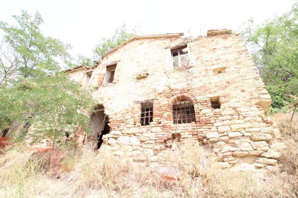 casa indipendente in vendita a Ripatransone in zona Petrella