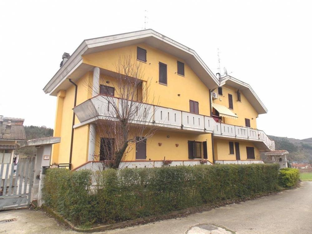 casa indipendente in vendita a Roccafluvione