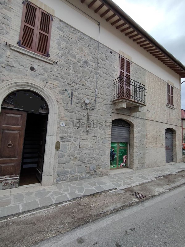 casa semindipendente in vendita a Roccafluvione