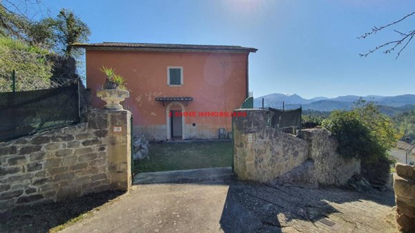 casa indipendente in vendita a Roccafluvione