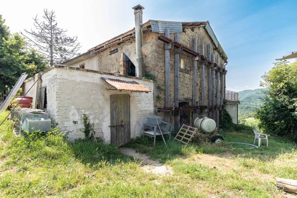 casa indipendente in vendita a Roccafluvione