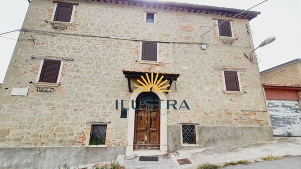 casa indipendente in vendita a Roccafluvione in zona Osoli