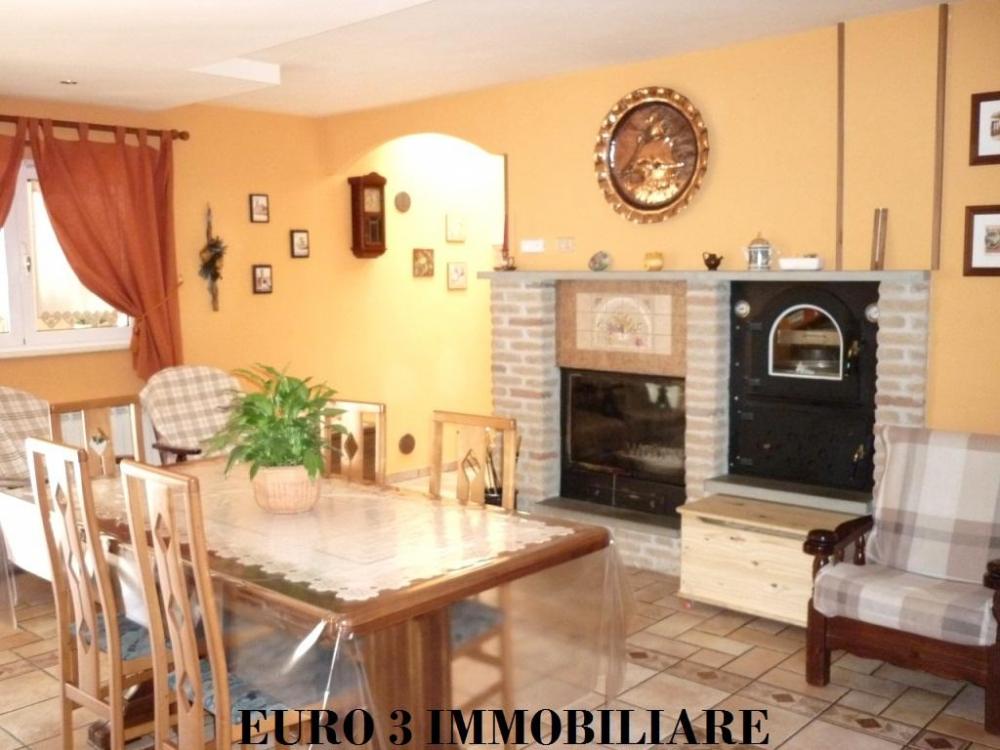 appartamento in vendita a Roccafluvione