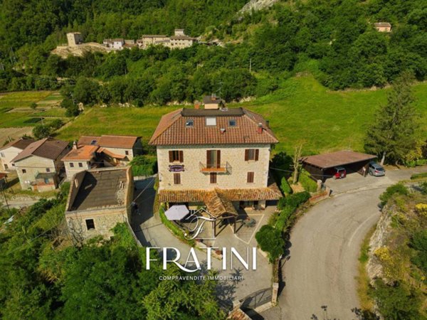 casa indipendente in vendita a Roccafluvione in zona Casebianche