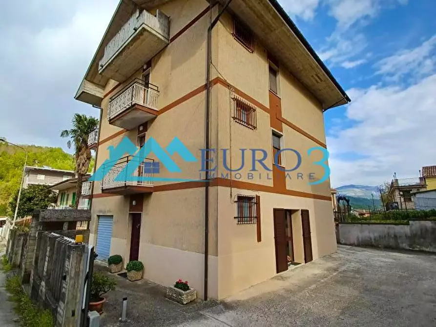 casa indipendente in vendita a Roccafluvione in zona Marsia