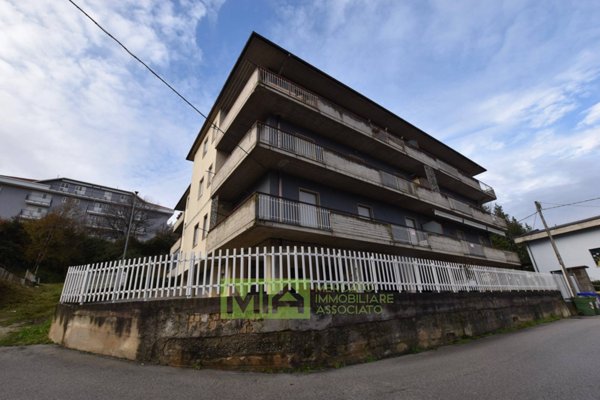 appartamento in vendita a Roccafluvione in zona Marsia