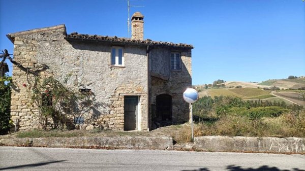 casa indipendente in vendita a Rotella