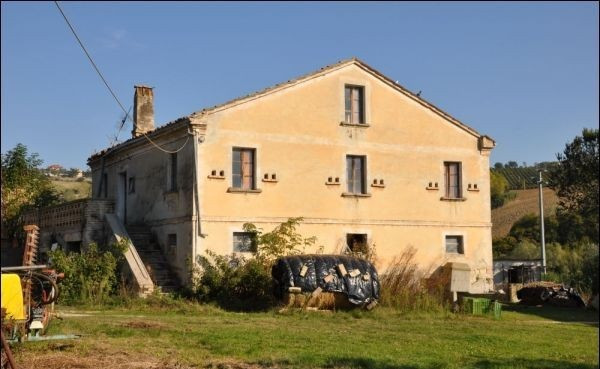 casa indipendente in vendita a Rotella
