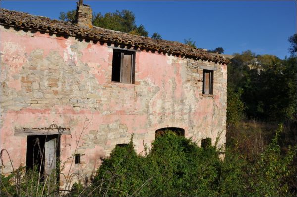 casa indipendente in vendita a Rotella
