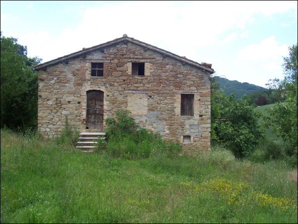 casa indipendente in vendita a Rotella in zona Poggio Canoso