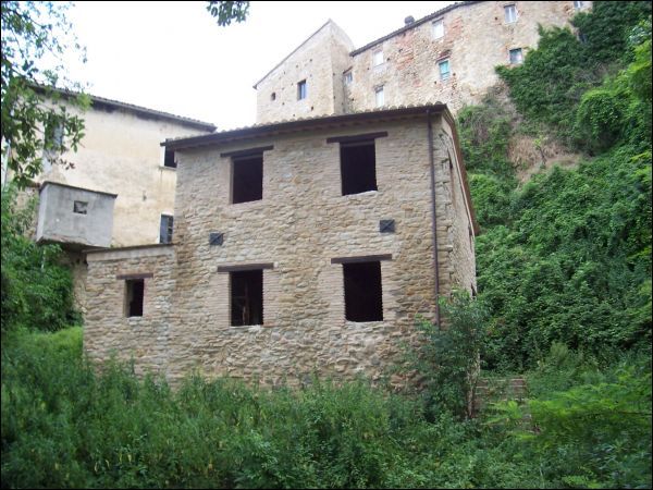 casa indipendente in vendita a Rotella in zona Poggio Canoso