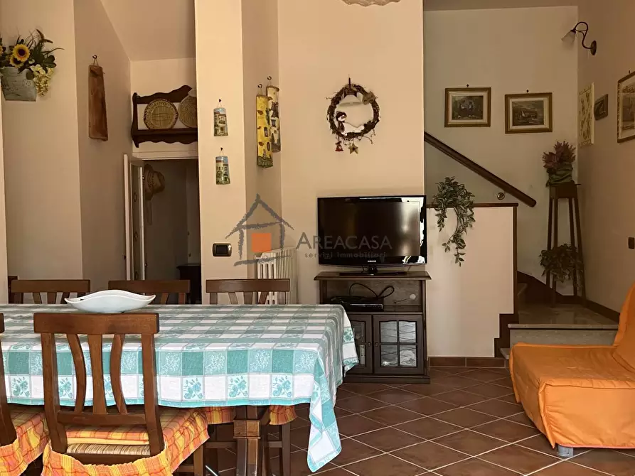 casa indipendente in vendita a Rotella in zona Capradosso