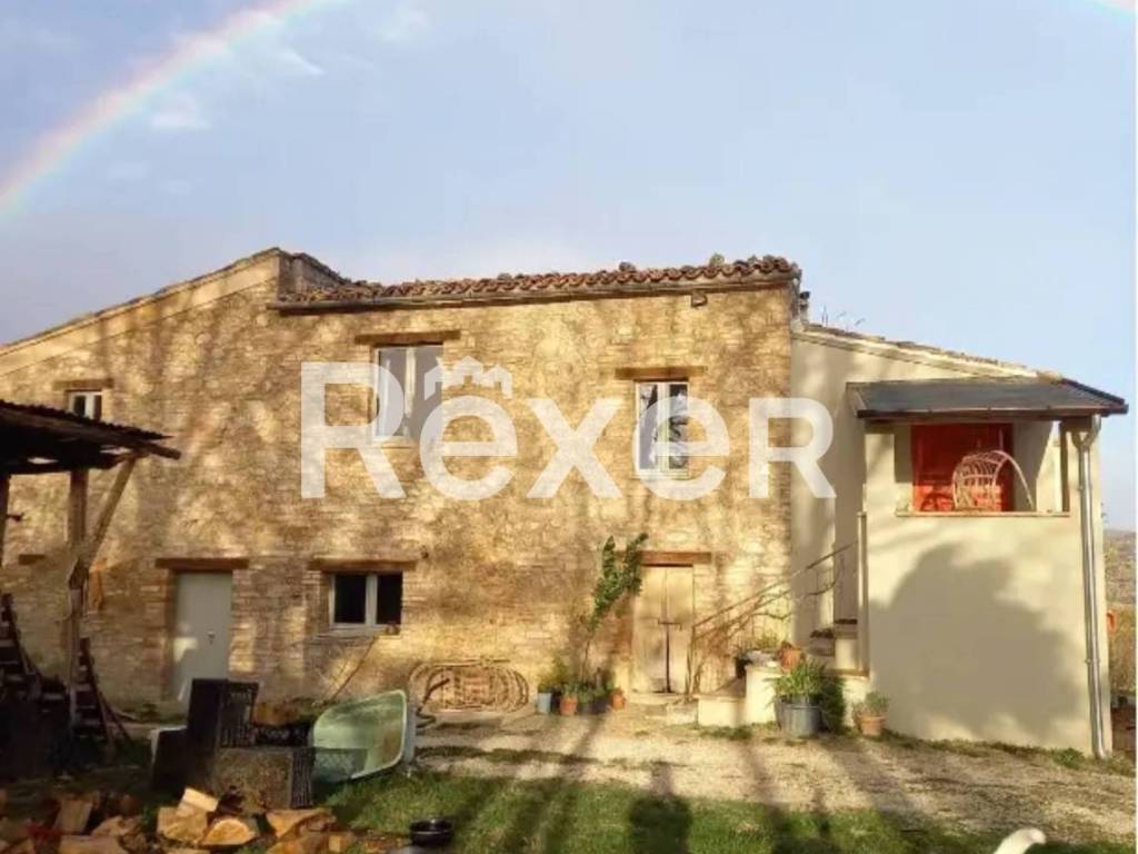 casa indipendente in vendita a Rotella