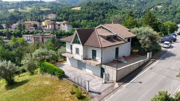 casa indipendente in vendita a Rotella