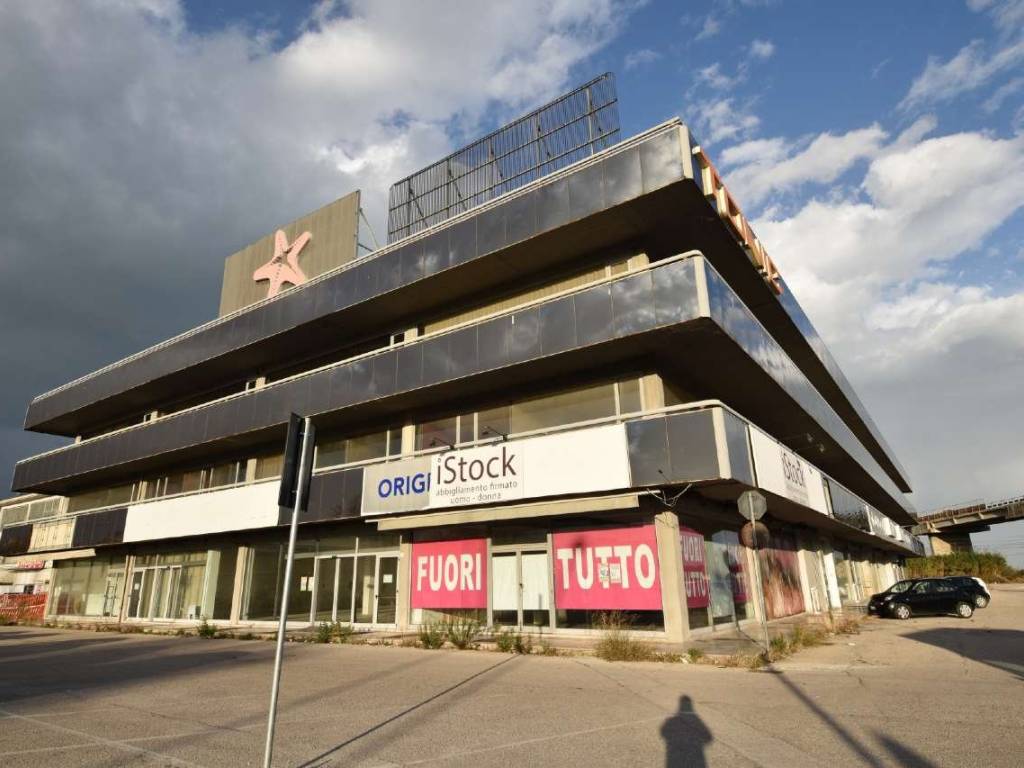 negozio in vendita a San Benedetto del Tronto
