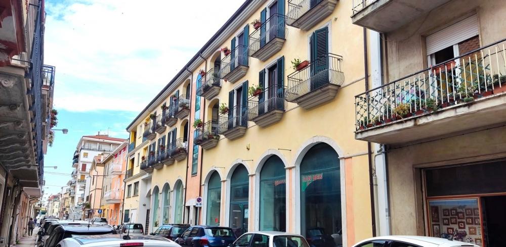 locale commerciale in vendita a San Benedetto del Tronto