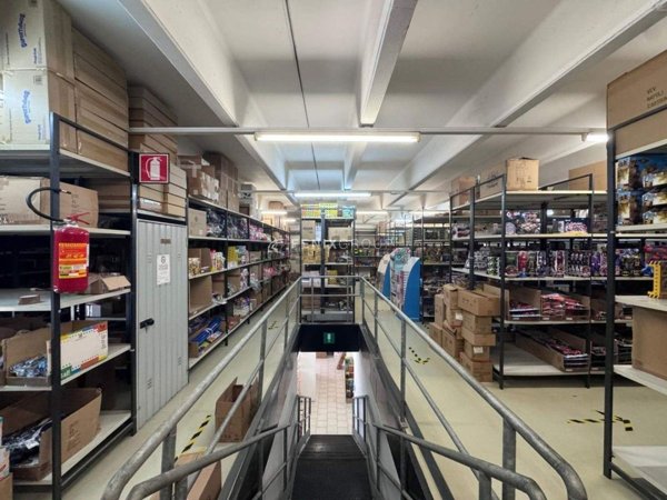 locale di sgombero in vendita a San Benedetto del Tronto