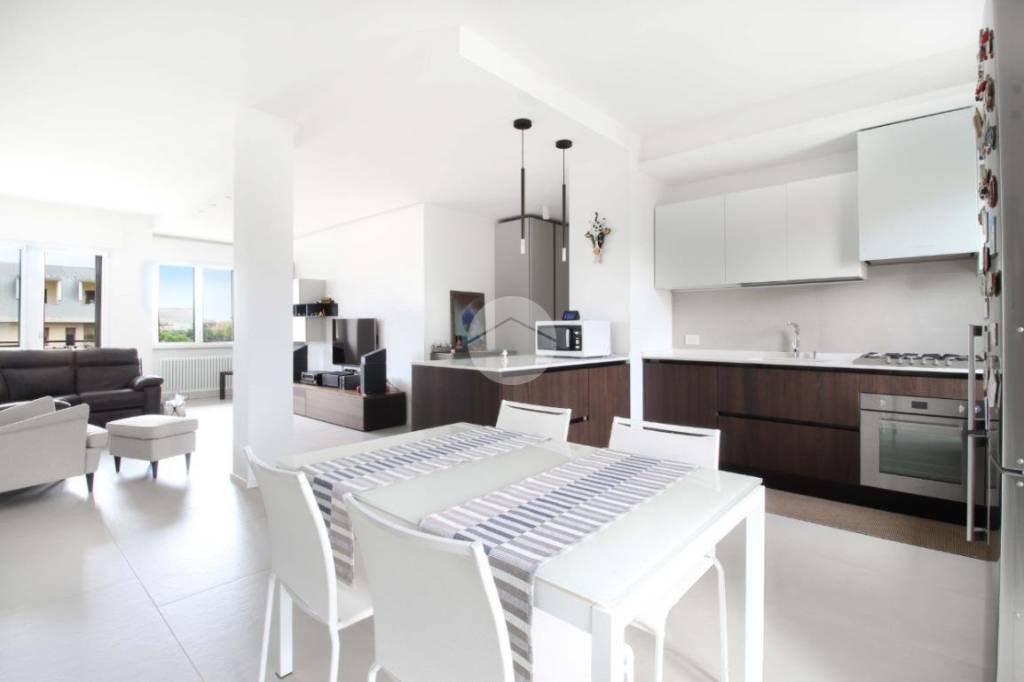 appartamento in vendita a San Benedetto del Tronto in zona Sentina