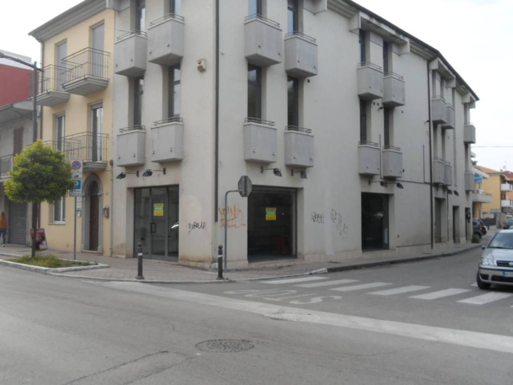 negozio in vendita a San Benedetto del Tronto