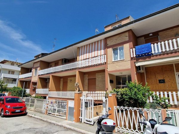appartamento in vendita a San Benedetto del Tronto in zona Sentina