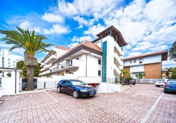 appartamento in vendita a San Benedetto del Tronto in zona Sentina