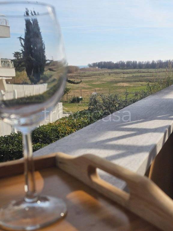 appartamento in vendita a San Benedetto del Tronto in zona Sentina