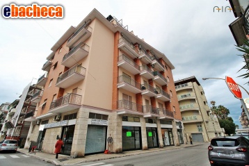 locale commerciale in vendita a San Benedetto del Tronto