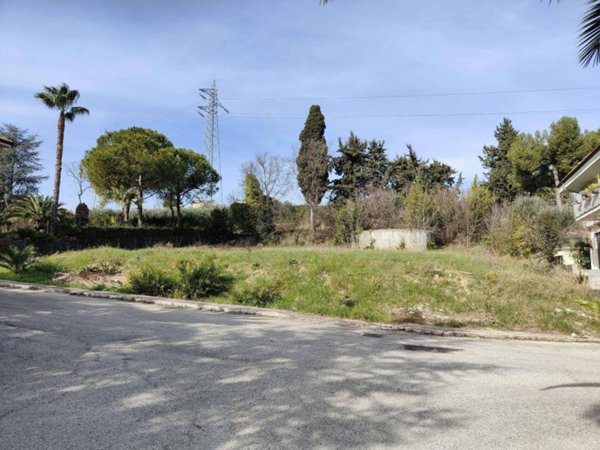 terreno edificabile in vendita a San Benedetto del Tronto