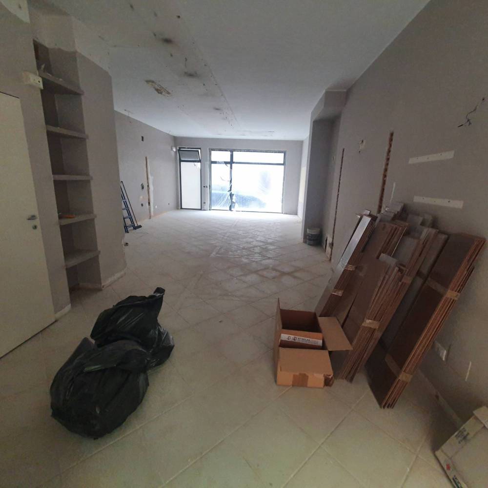 locale commerciale in vendita a San Benedetto del Tronto