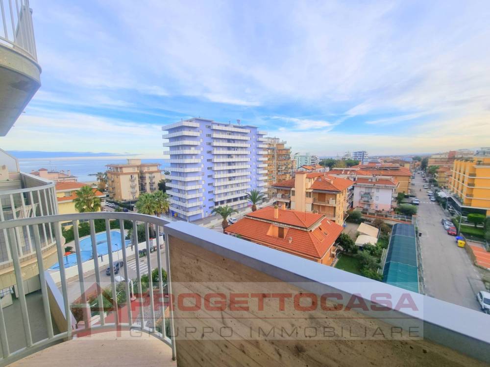 appartamento in vendita a San Benedetto del Tronto in zona Sentina