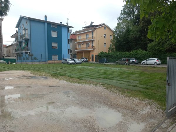 terreno edificabile in vendita a San Benedetto del Tronto in zona Sentina