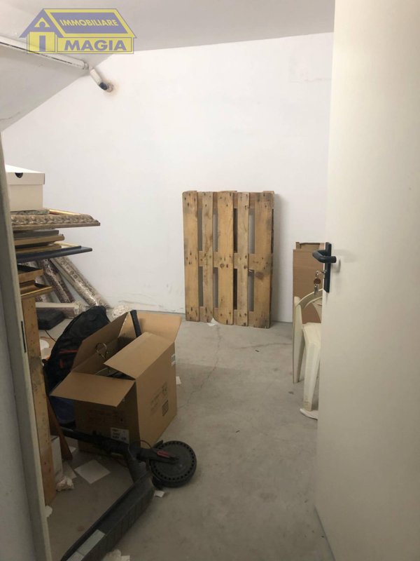 locale di sgombero in vendita a San Benedetto del Tronto