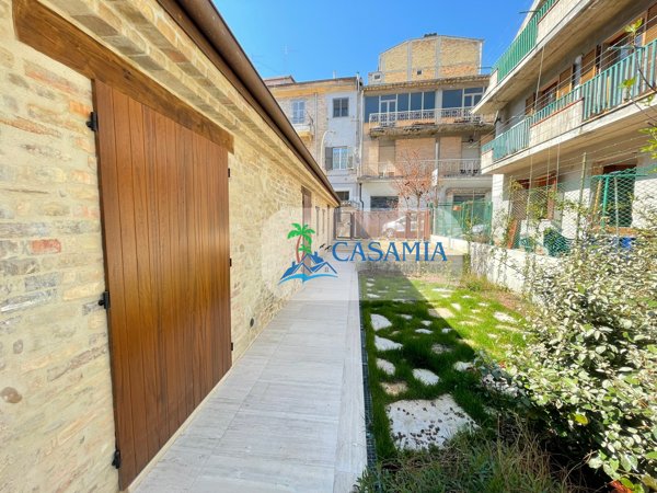 casa indipendente in vendita a San Benedetto del Tronto