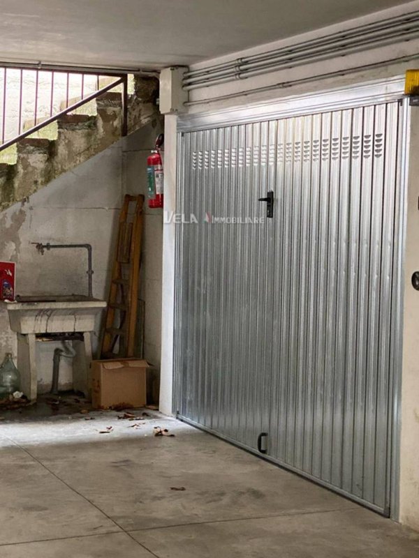 locale di sgombero in vendita a San Benedetto del Tronto