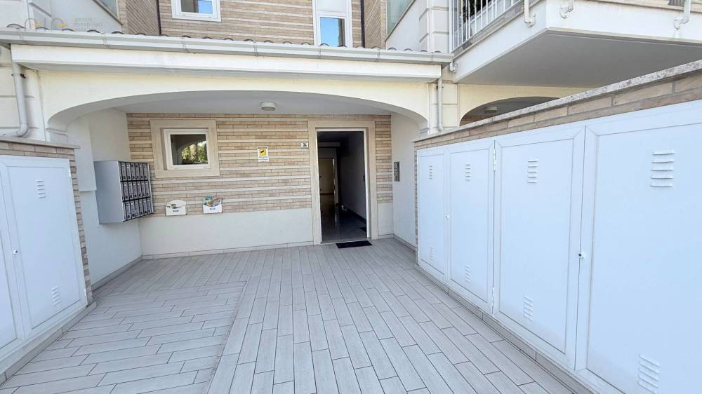 appartamento in vendita a San Benedetto del Tronto in zona Sentina