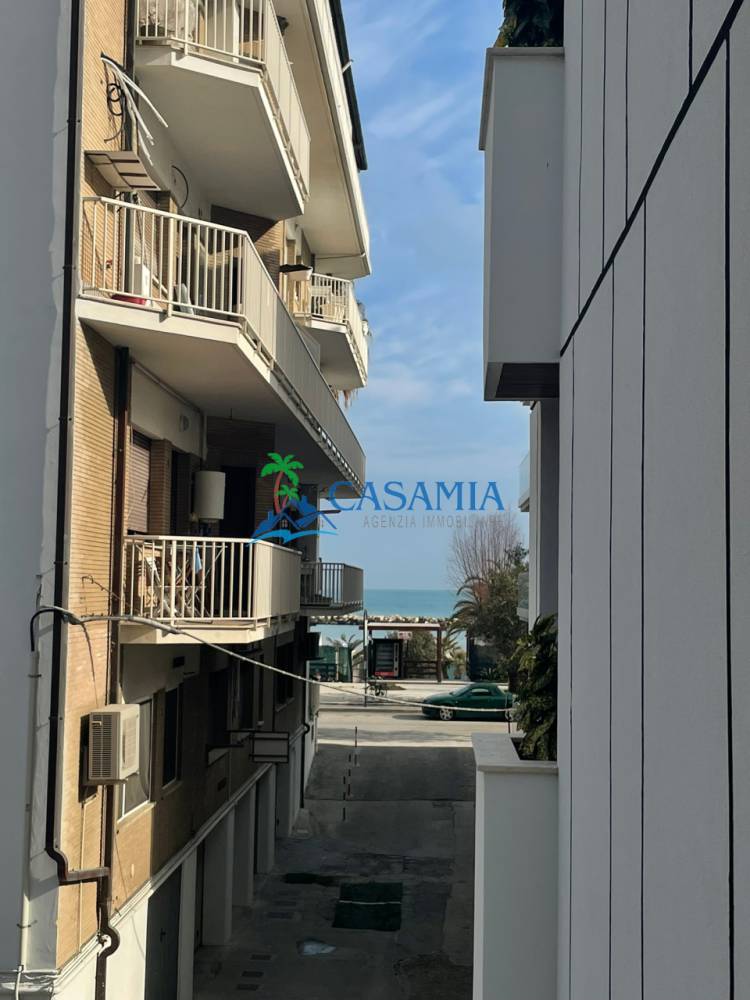 appartamento in vendita a San Benedetto del Tronto in zona Sentina