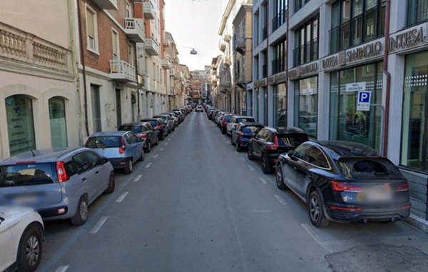 locale commerciale in vendita a San Benedetto del Tronto