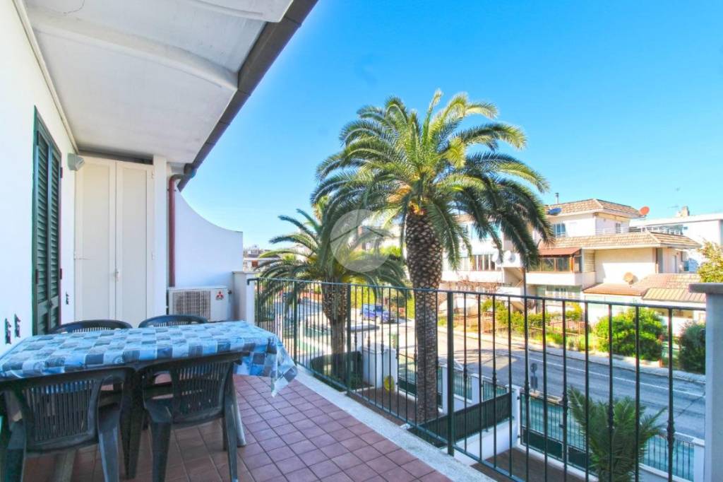 appartamento in vendita a San Benedetto del Tronto in zona Sentina