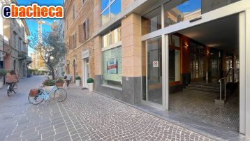 locale commerciale in vendita a San Benedetto del Tronto
