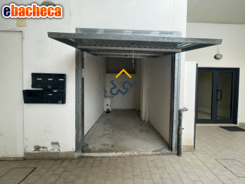 locale di sgombero in vendita a San Benedetto del Tronto