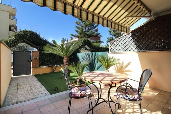 appartamento in vendita a San Benedetto del Tronto in zona Sentina
