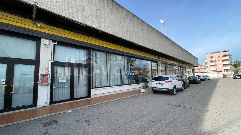 negozio in vendita a San Benedetto del Tronto