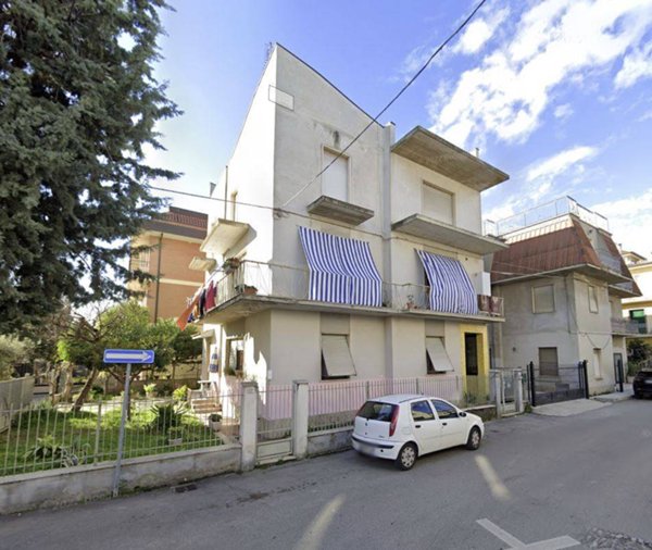 appartamento in vendita a San Benedetto del Tronto in zona Sentina