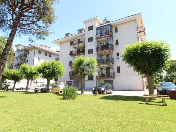 appartamento in vendita a San Benedetto del Tronto in zona Sentina