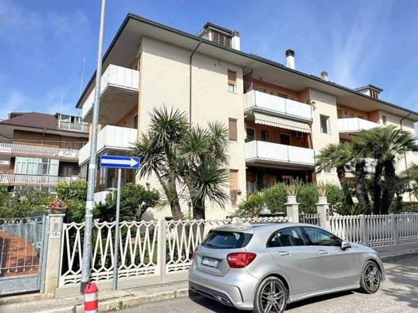 appartamento in vendita a San Benedetto del Tronto in zona Sentina