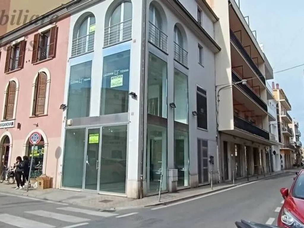 negozio in vendita a San Benedetto del Tronto