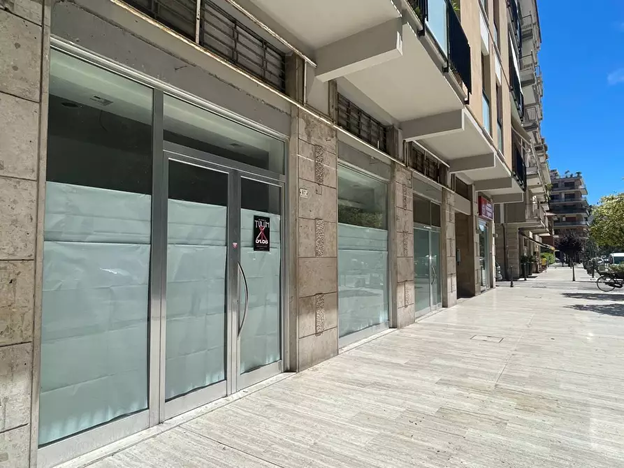 locale commerciale in vendita a San Benedetto del Tronto