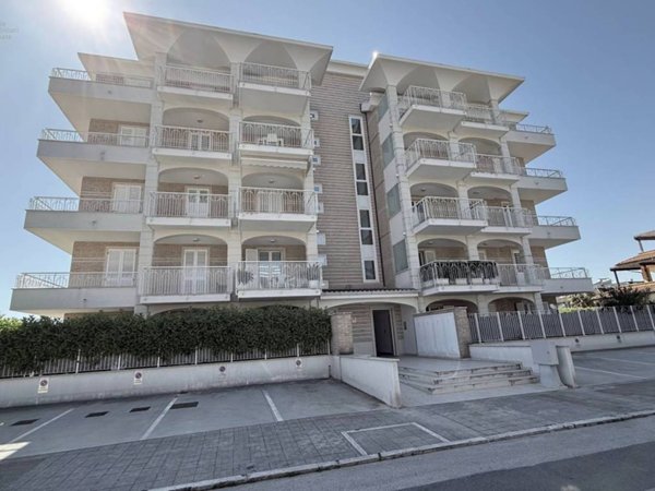 appartamento in vendita a San Benedetto del Tronto in zona Sentina