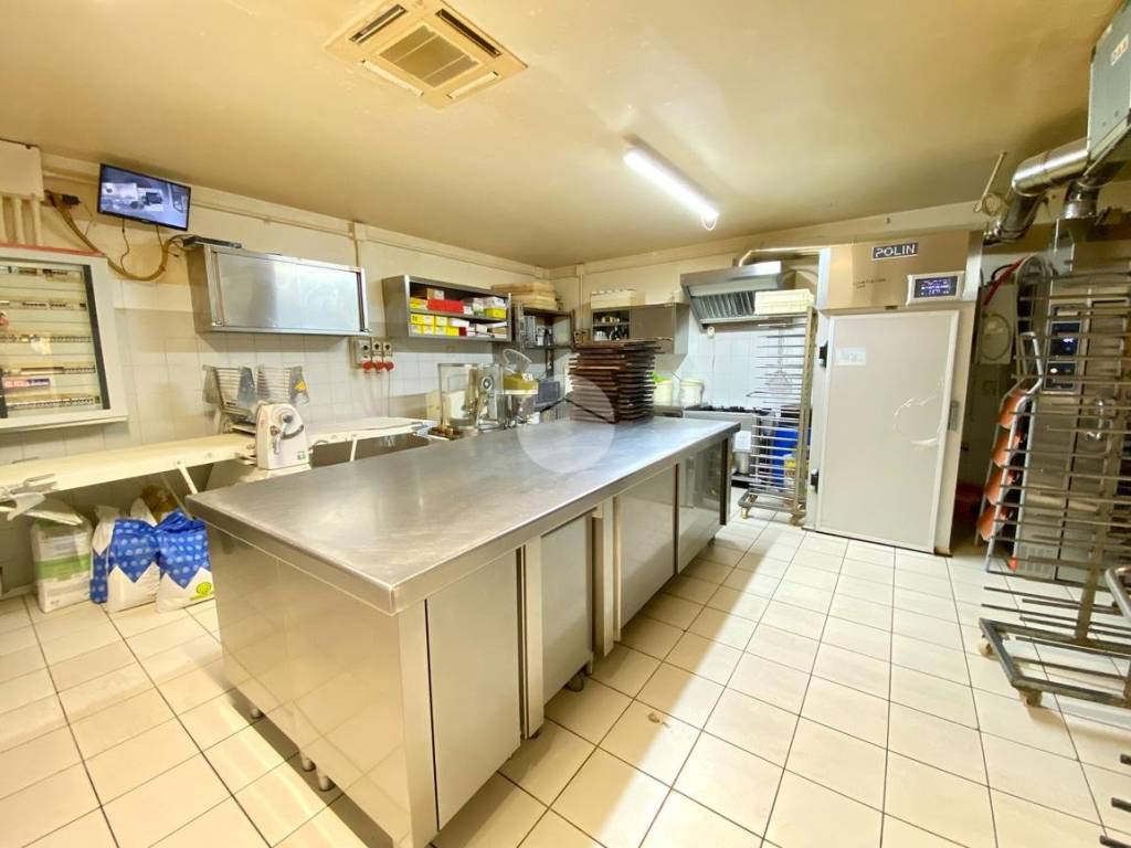negozio in vendita a San Benedetto del Tronto